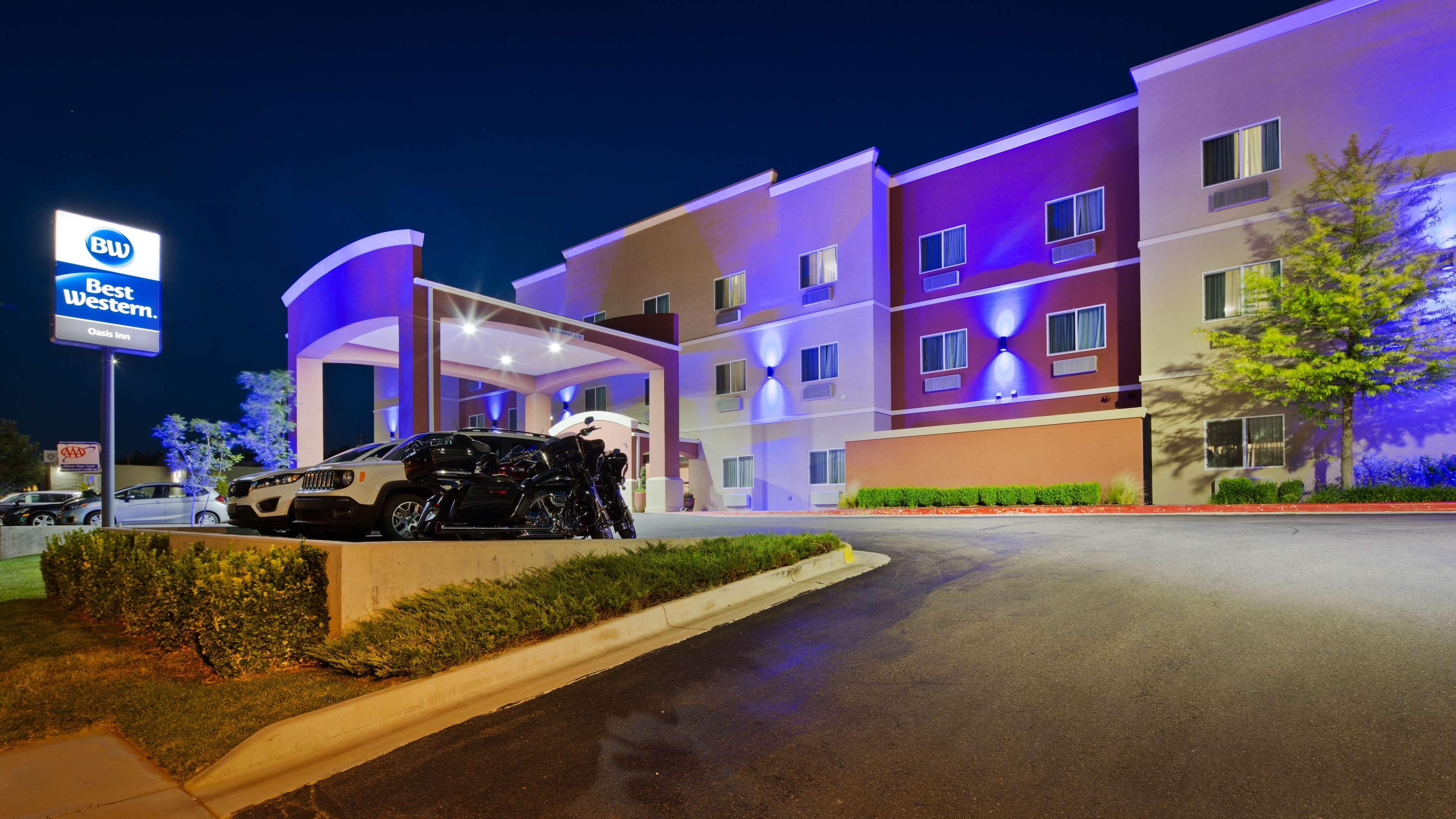 Best Western Oasis Inn Canadian Exterior foto